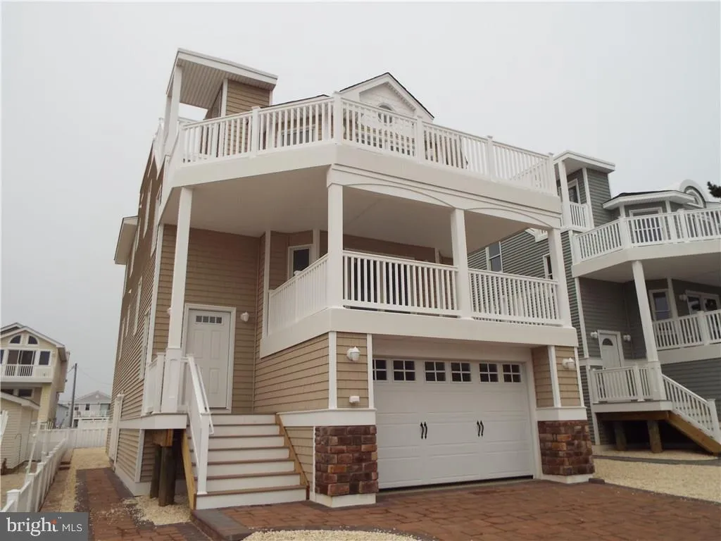 19 S 1st Street, Surf City, NJ 08008