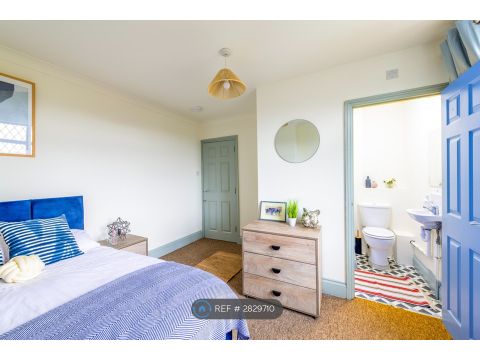 Ferndale Road, Bristol BS7, Room to rent