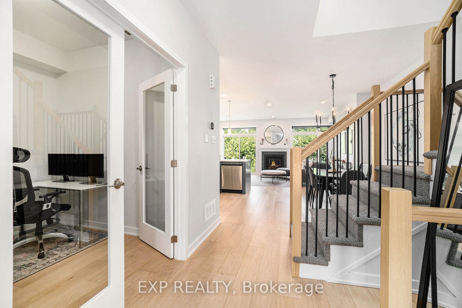 Additional image 4 of 147 Wabikon Crescent, Ottawa, ON, K1X 0H8