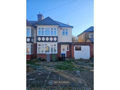 Rydal Gardens, Wembley HA9