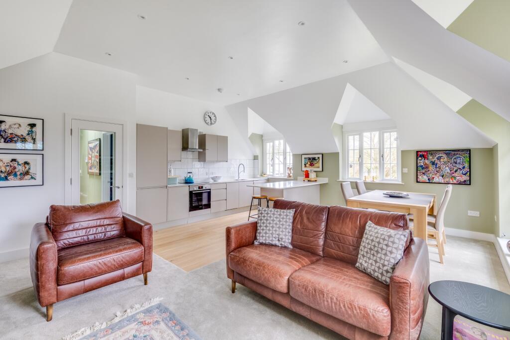 Additional image 3 of Beecholme, 54 Codicote Road, Welwyn, AL6