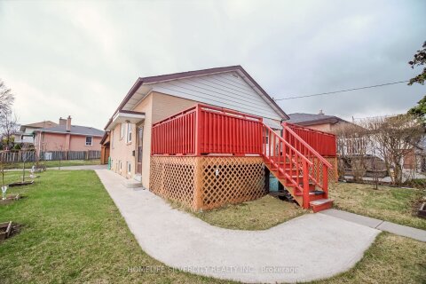 Additional image 8 of 10 Coppermill Drive, Toronto, ON, M9W 3Z3