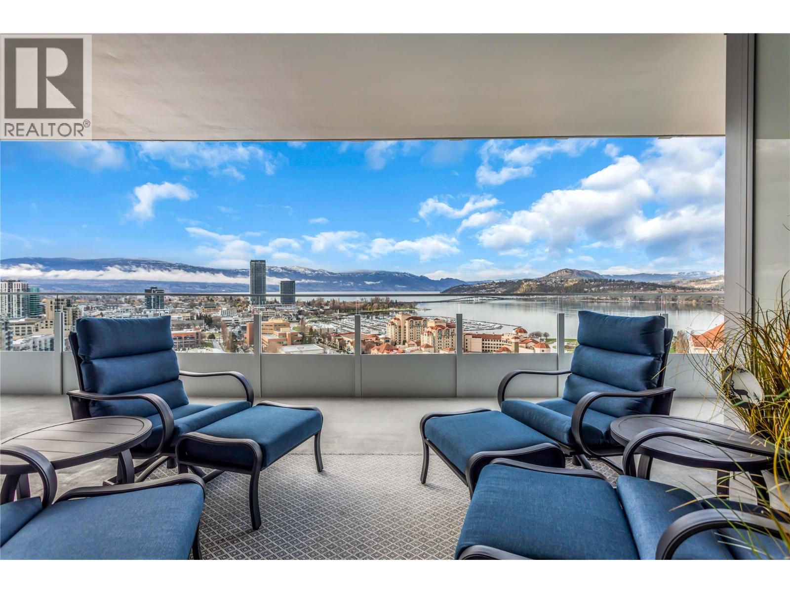 2004-1181 Sunset Drive, Kelowna, BC, V1Y0L4