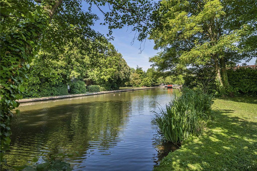 Additional image 33 of 6 bed detached house for saleHigh Street, Hurley, Berkshire SL6