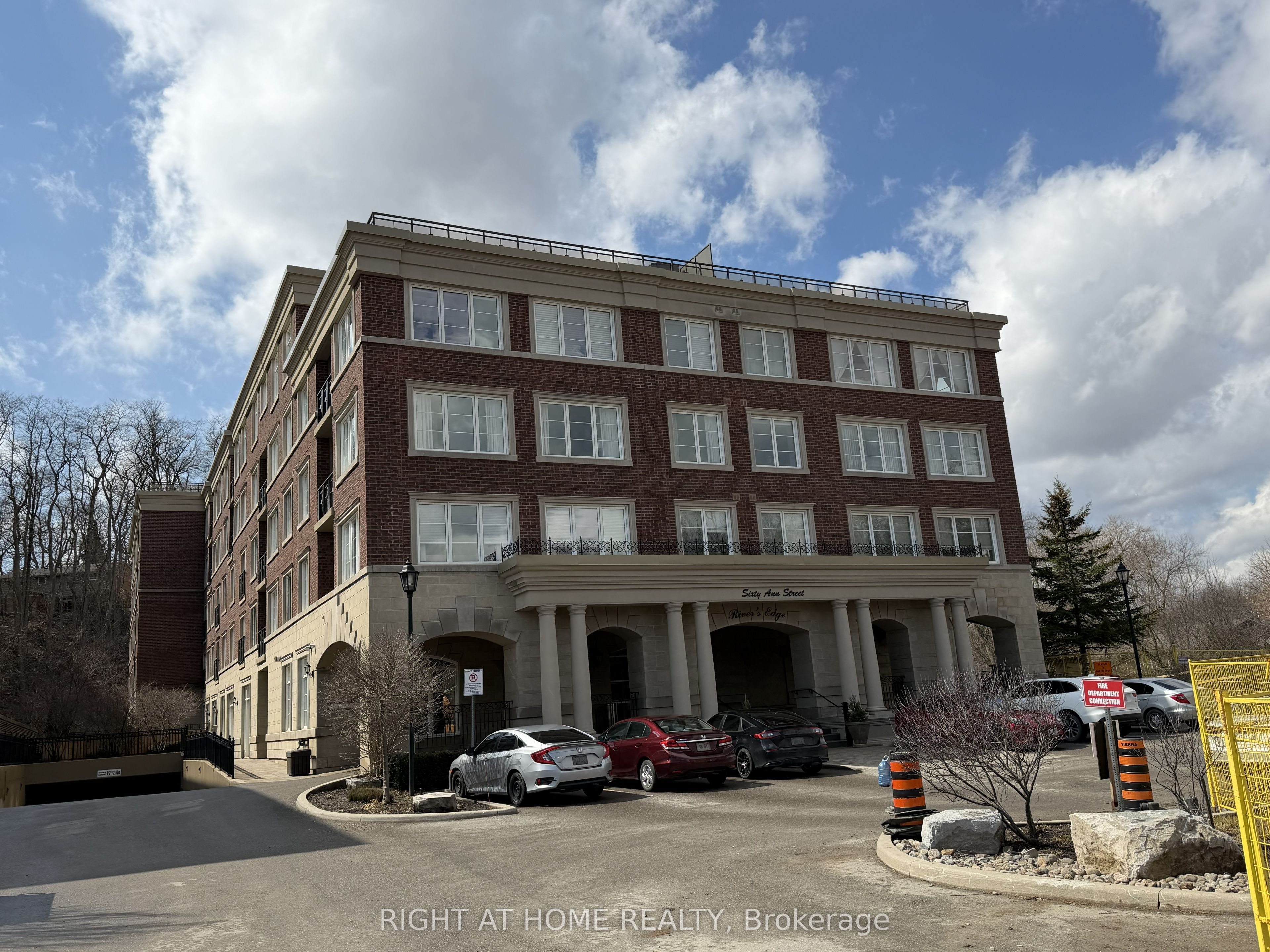 309-60 Ann Street, Caledon, ON, L7E 4G5