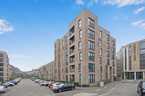 1/24 Elsie Inglis Way, Abbeyhill, Edinburgh EH7