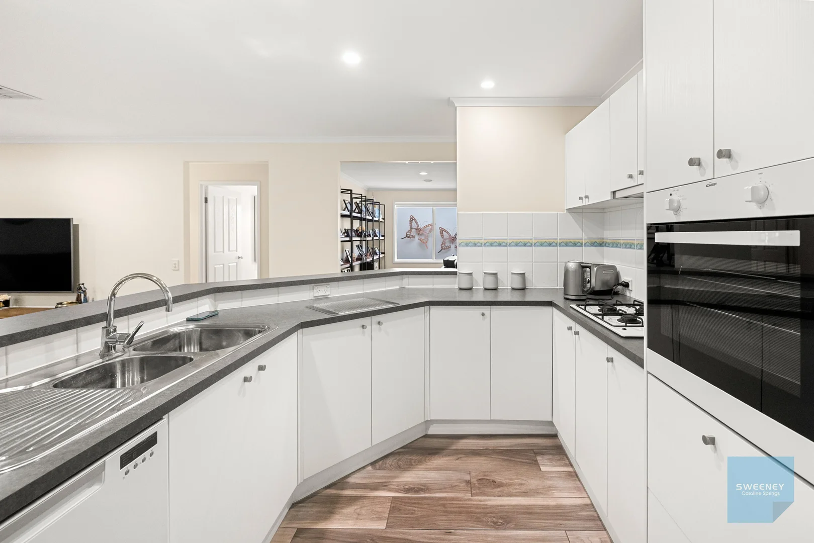Additional image 5 of 11 Yallambee Place, Burnside VIC 3023