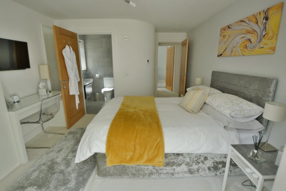Additional image 7 of 4 bed detached house for saleCanford Rise, Colehill, Dorset BH21