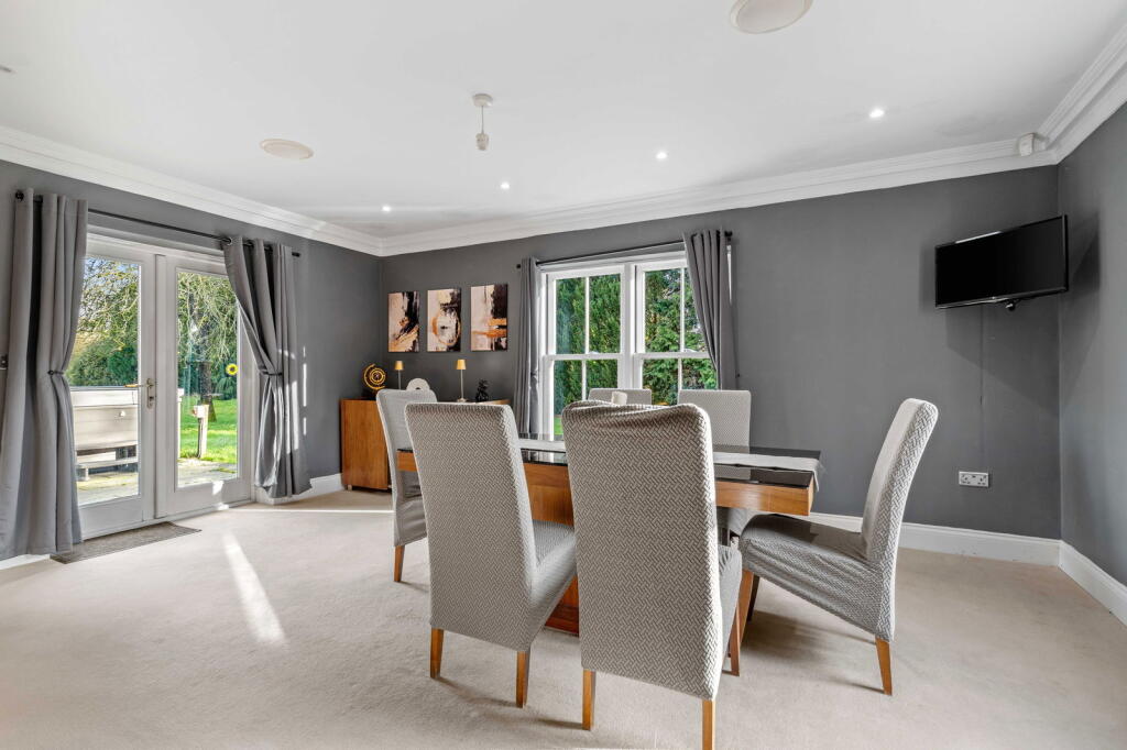 Additional image 17 of Pottersheath Road, Welwyn, AL6 9SY