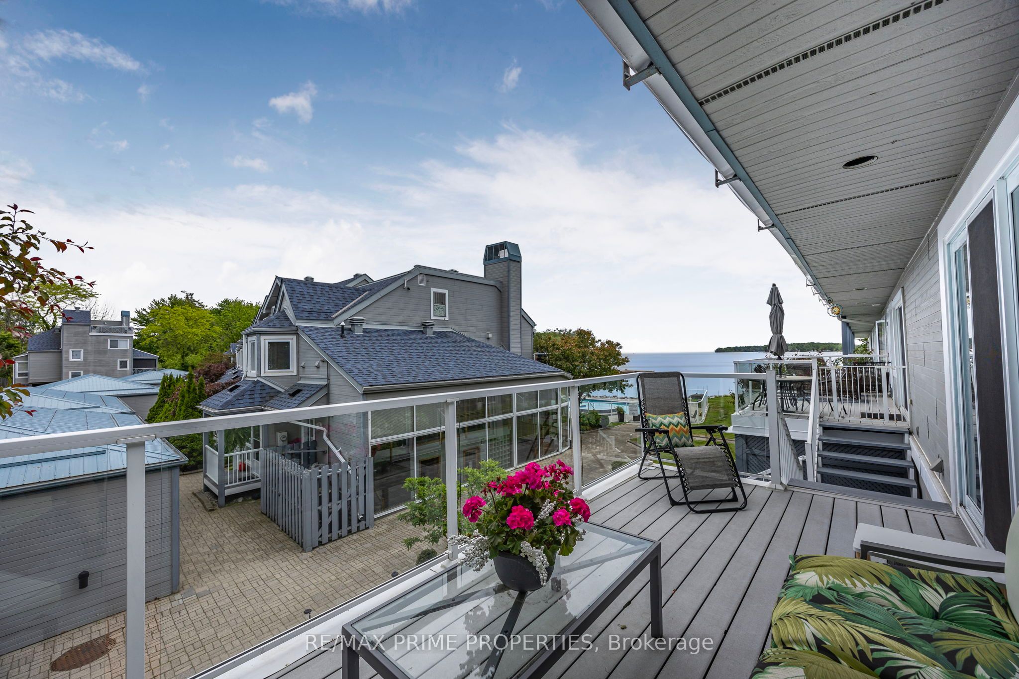 201-585 Atherley Road, Orillia, ON, L3V 7L5