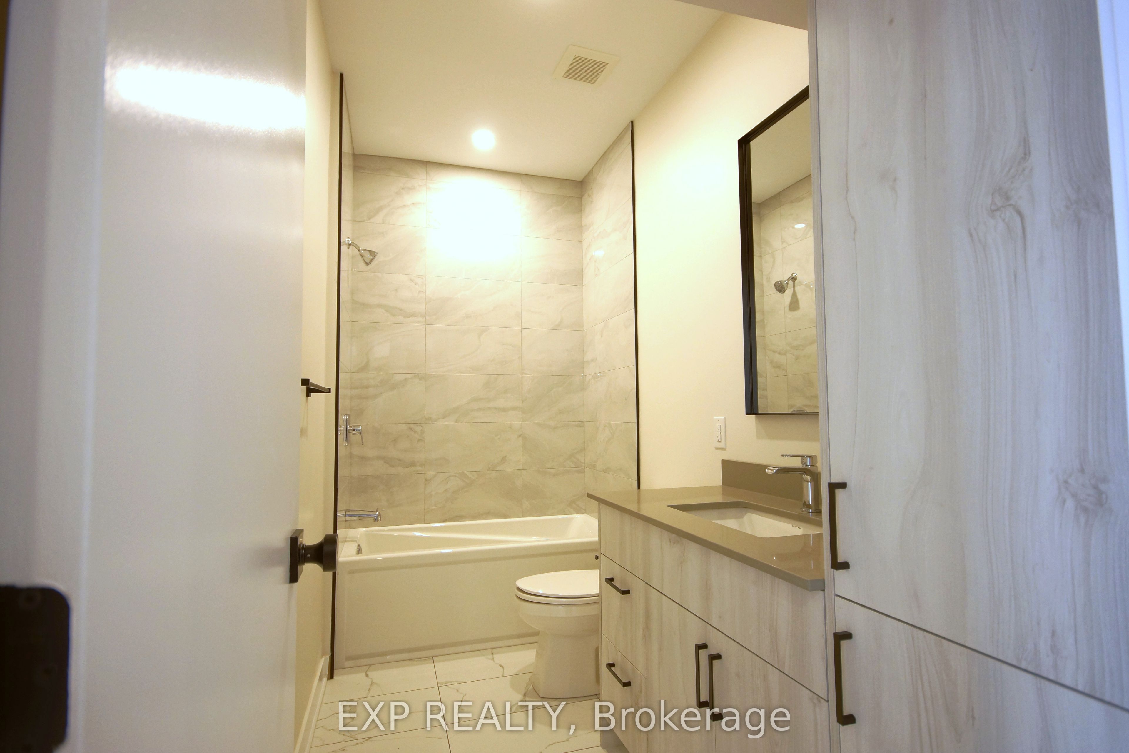 Additional image 4 of 1353 Gosset Street, Ottawa, ON, K1B 3P6