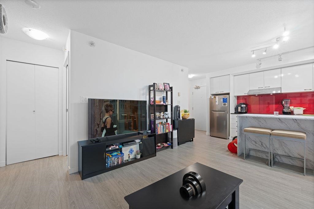 Additional image 3 of 2205-111 Georgia Street W, Vancouver, BC, V6B 1T8