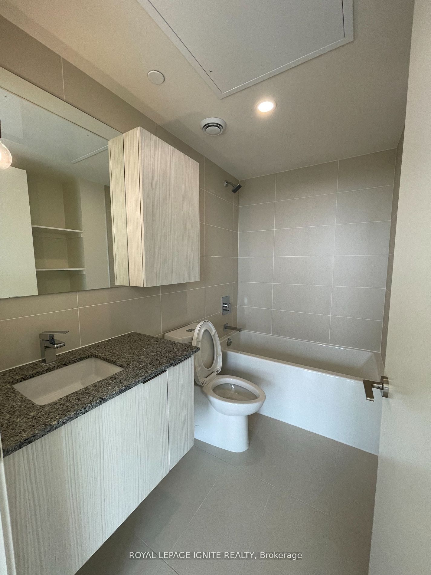913-10 Deerlick Crescent, Toronto, ON, M3A 0A7 photo 3