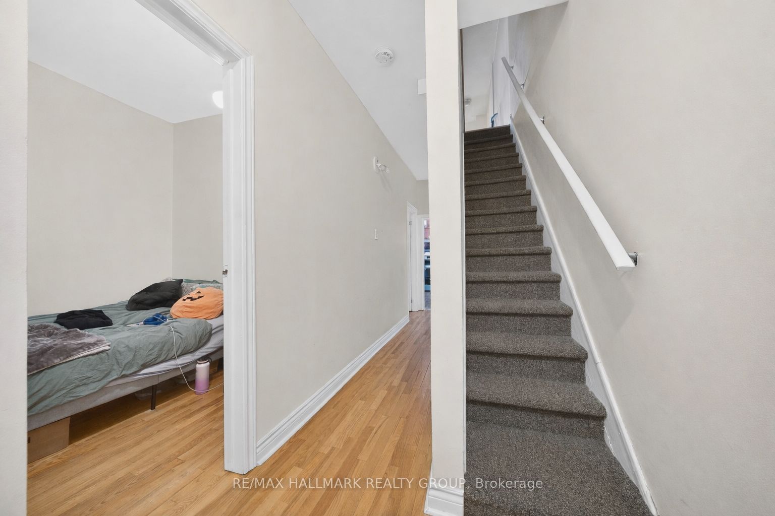 Additional image 3 of 212 Arlington Avenue, Ottawa, ON, K1R 5S9