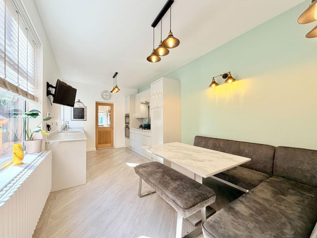 Russell Road, Hall Green, B28 8SF
