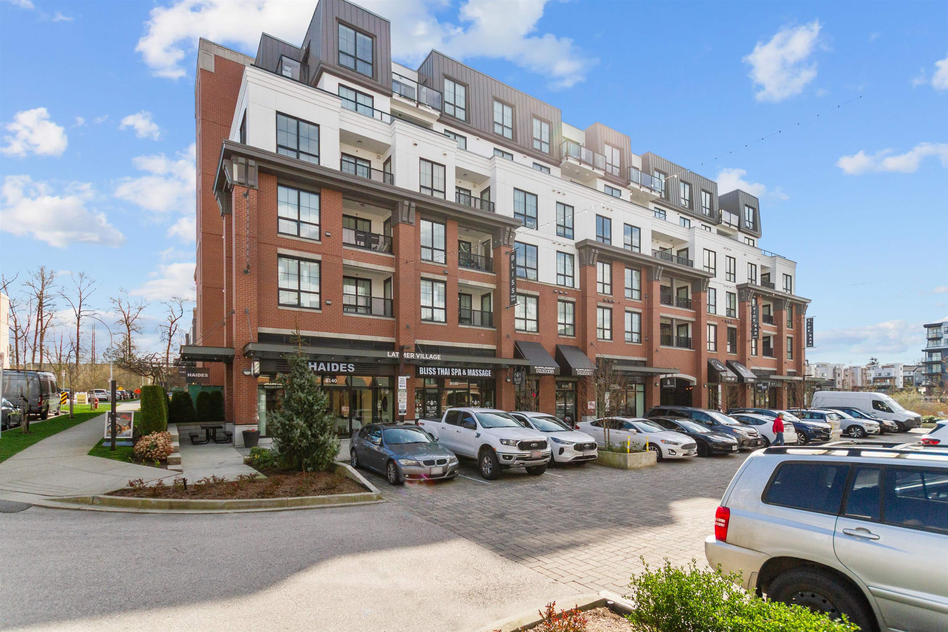 B308-20018 83a Avenue, Langley, BC, V2Y 3P3
