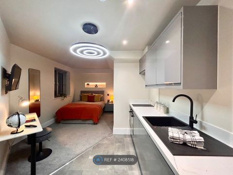 Franchise Street, Staffordshire DE22, Room to rent