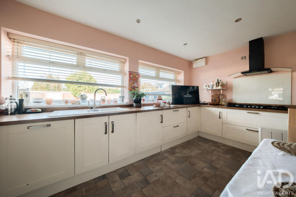 Additional image 5 of Campbells Green, Sheldon, B26