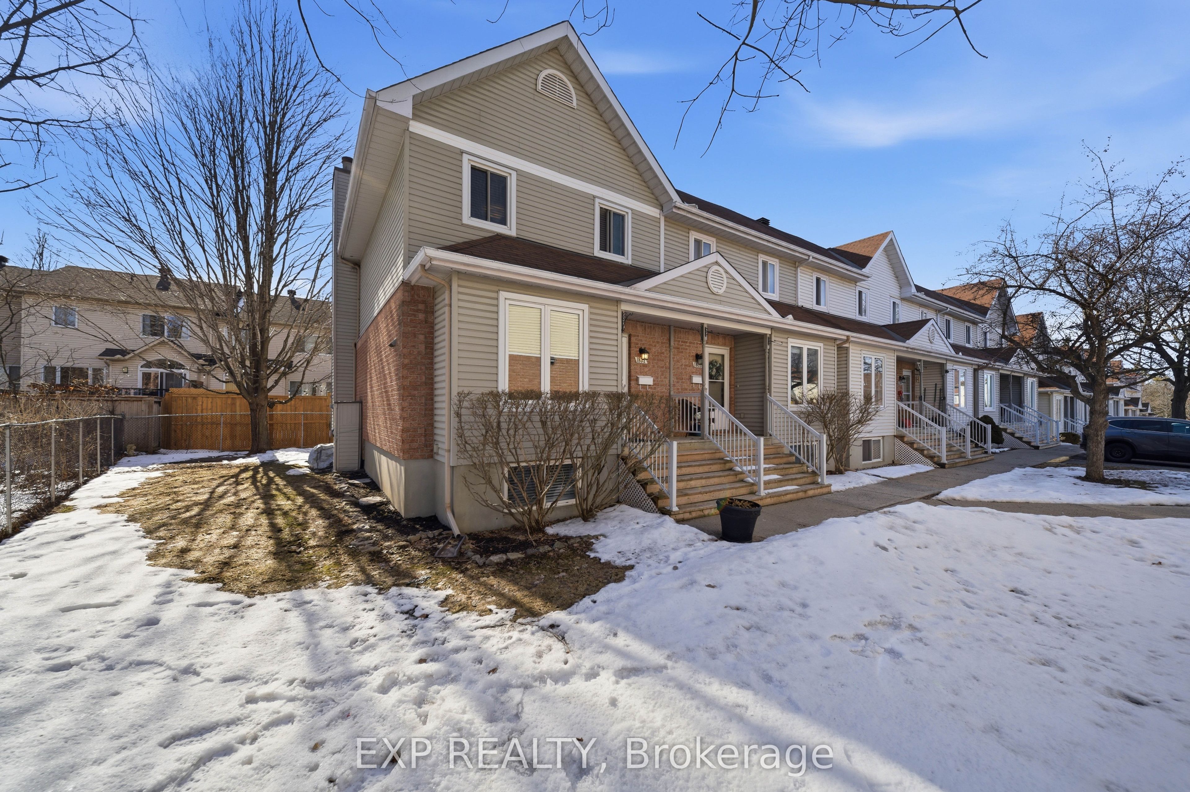 Additional image 3 of 1832 Loranger Court, Ottawa, ON, K1C 7H6