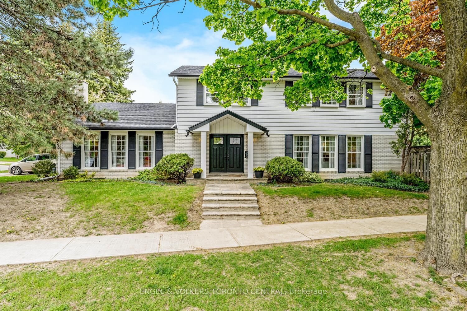 33 Avonwick Gate, Toronto, ON, M2A 2M7