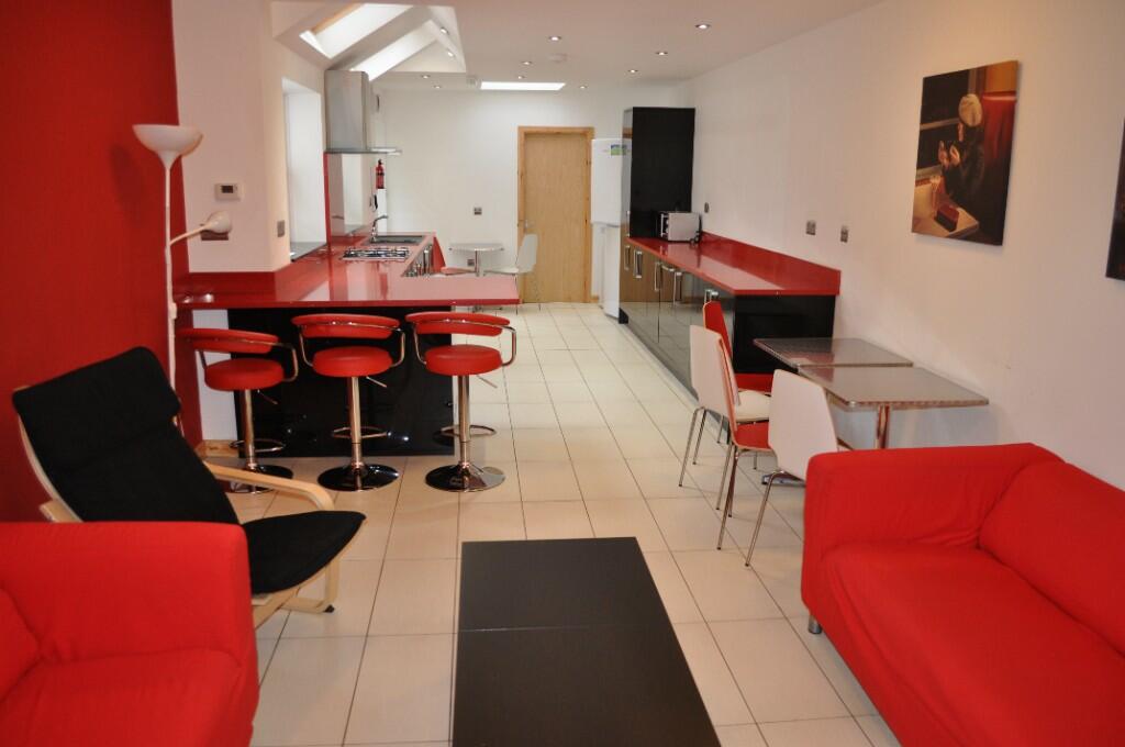 Selly Oak, Birmingham, B29 photo 2