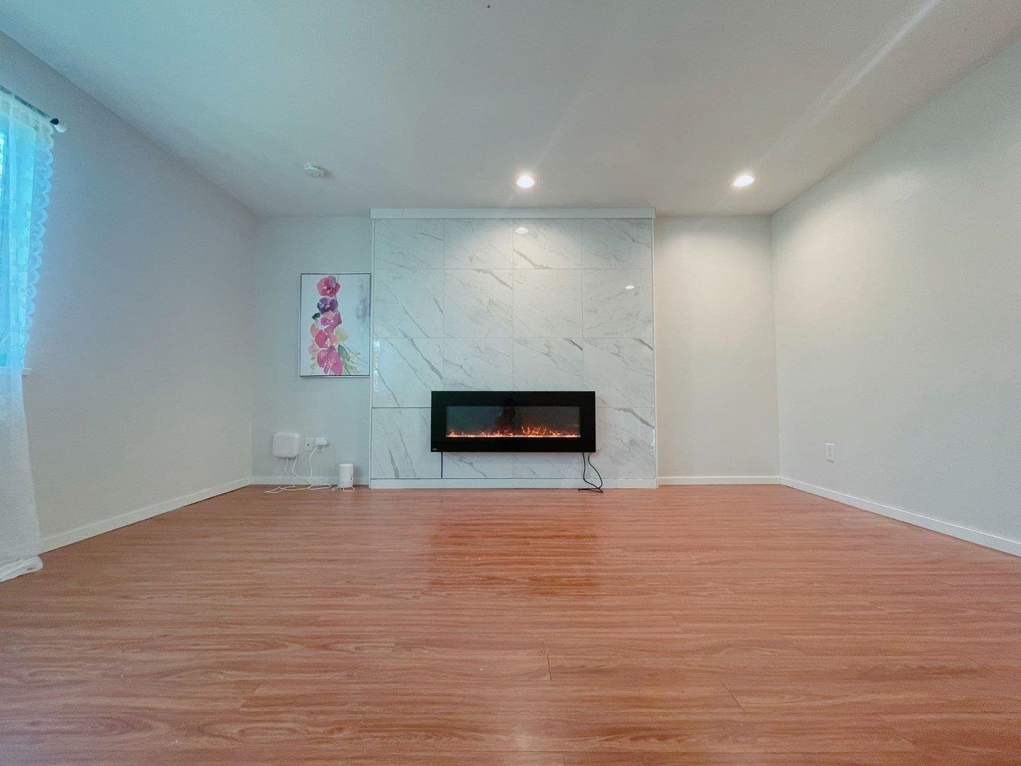 Ground Level-11625 231b Street, Maple Ridge, BC, V2X 0G8