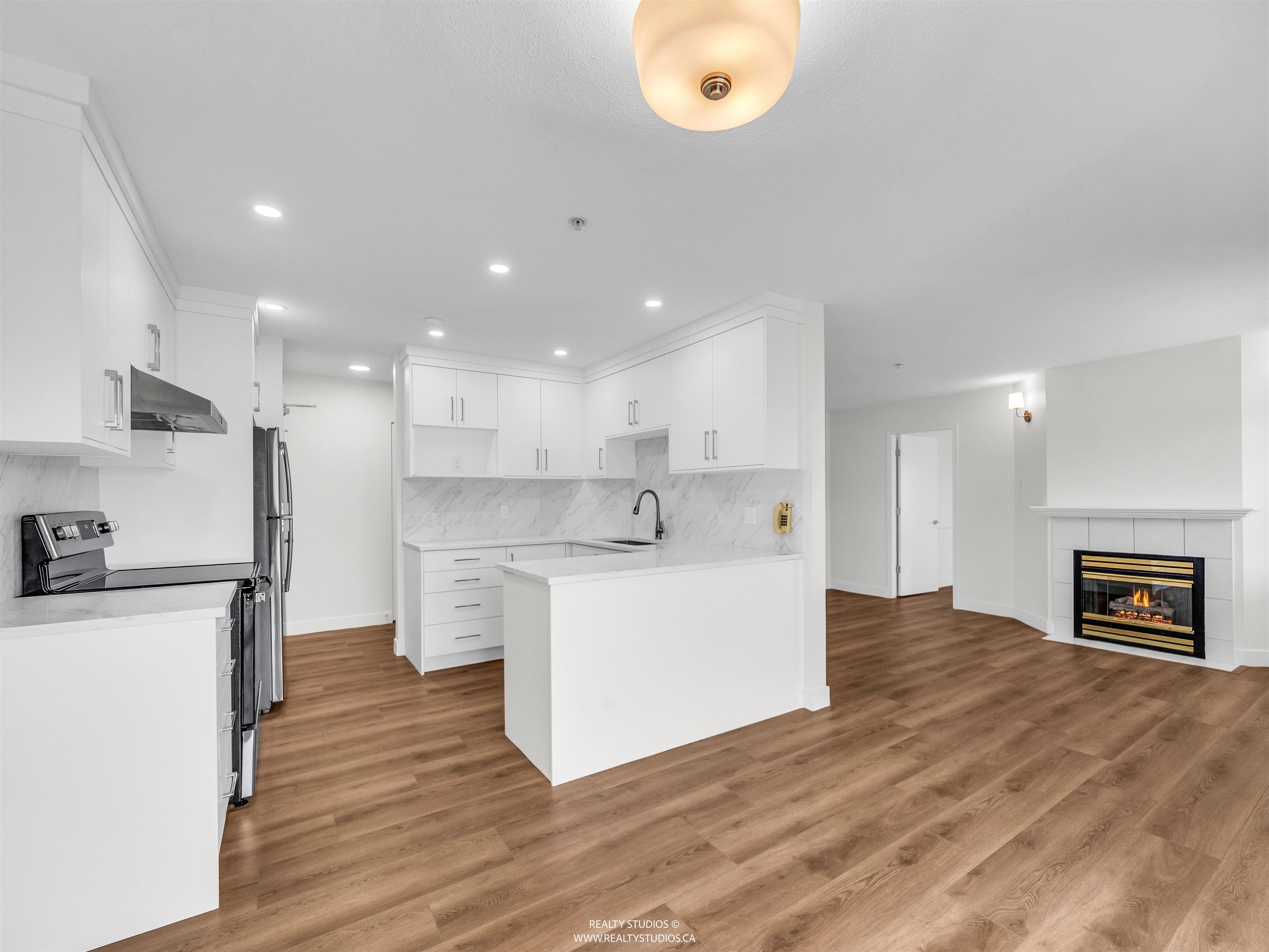 Additional image 4 of 402-12130 80 Avenue, Surrey, BC, V3W 0V2
