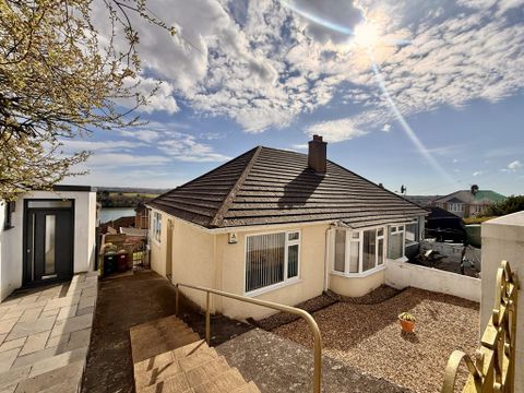 Darwin Crescent, Laira, Plymouth PL3