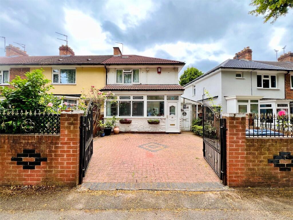 Fox Green Crescent, Birmingham, West Midlands, B27