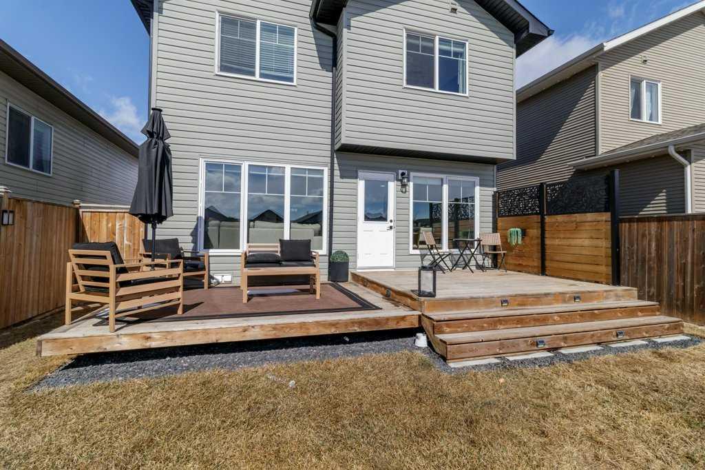 157 Hampton Crescent, Sylvan Lake, AB, T4S 0N3 photo 3