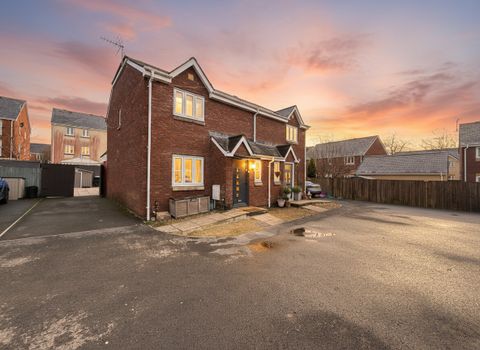 Ffordd Cambria, Pontarddulais, Swansea, West Glamorgan SA4