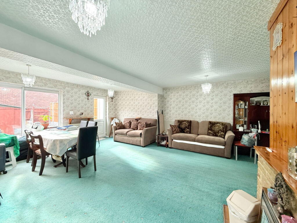 Redstone Farm Road, Hall Green photo 5