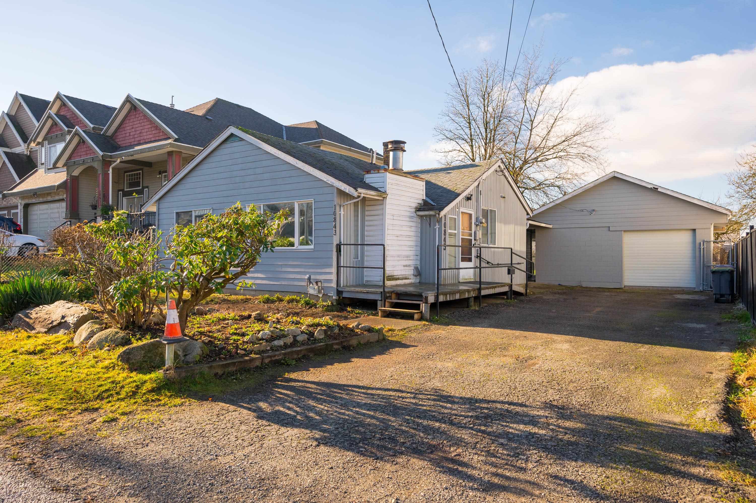 Additional image 3 of 10843 130 Street, Surrey, BC, V3T 3L9
