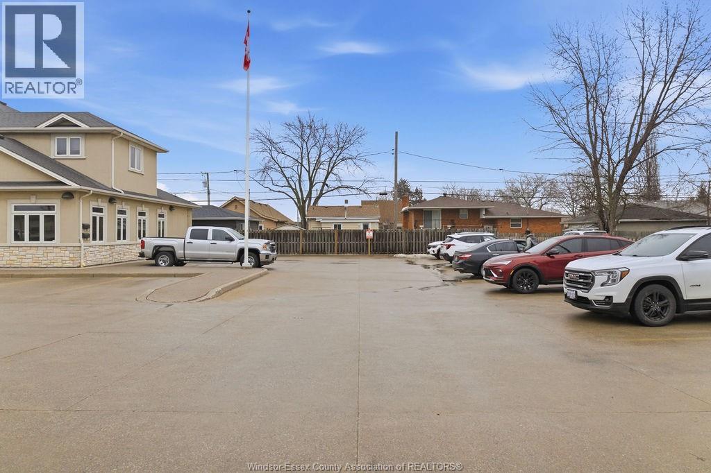 Additional image 5 of 832 Lauzon Road, Windsor, ON, N8S3M5