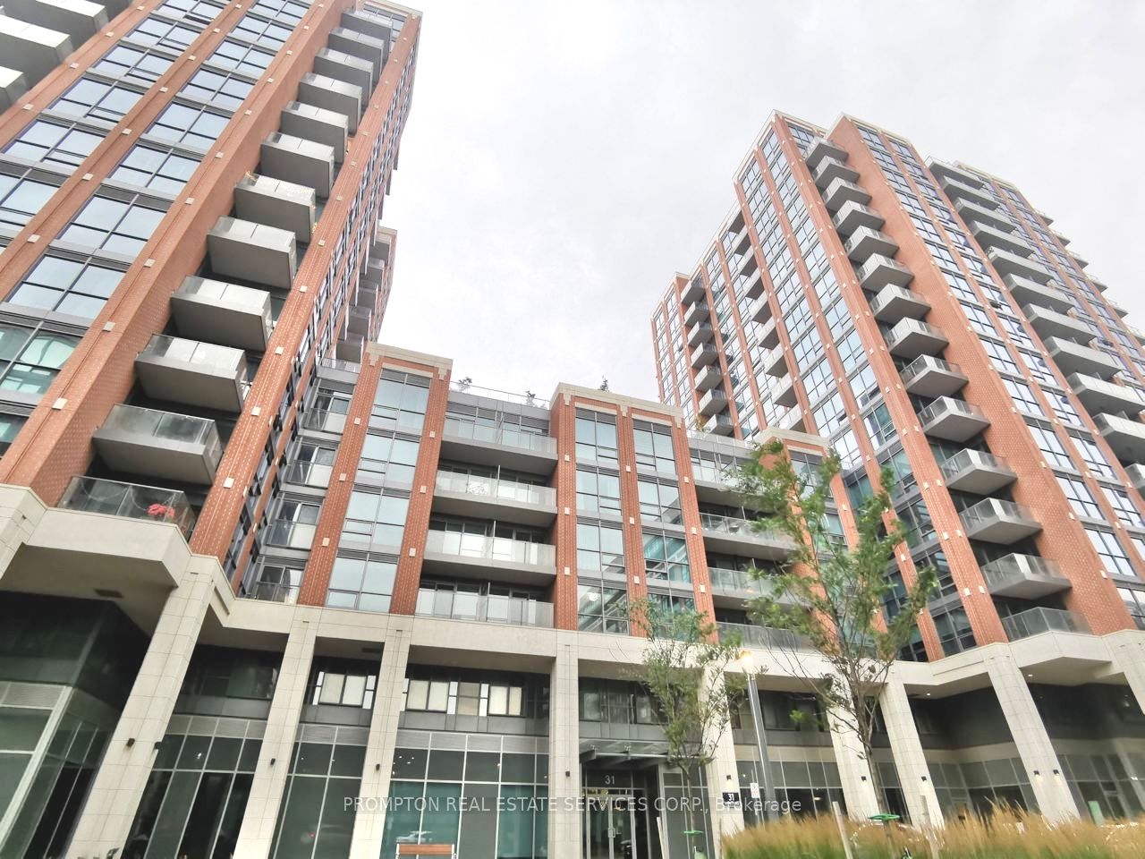 209-31 Tippett Road, Toronto, ON, M3H 0C8