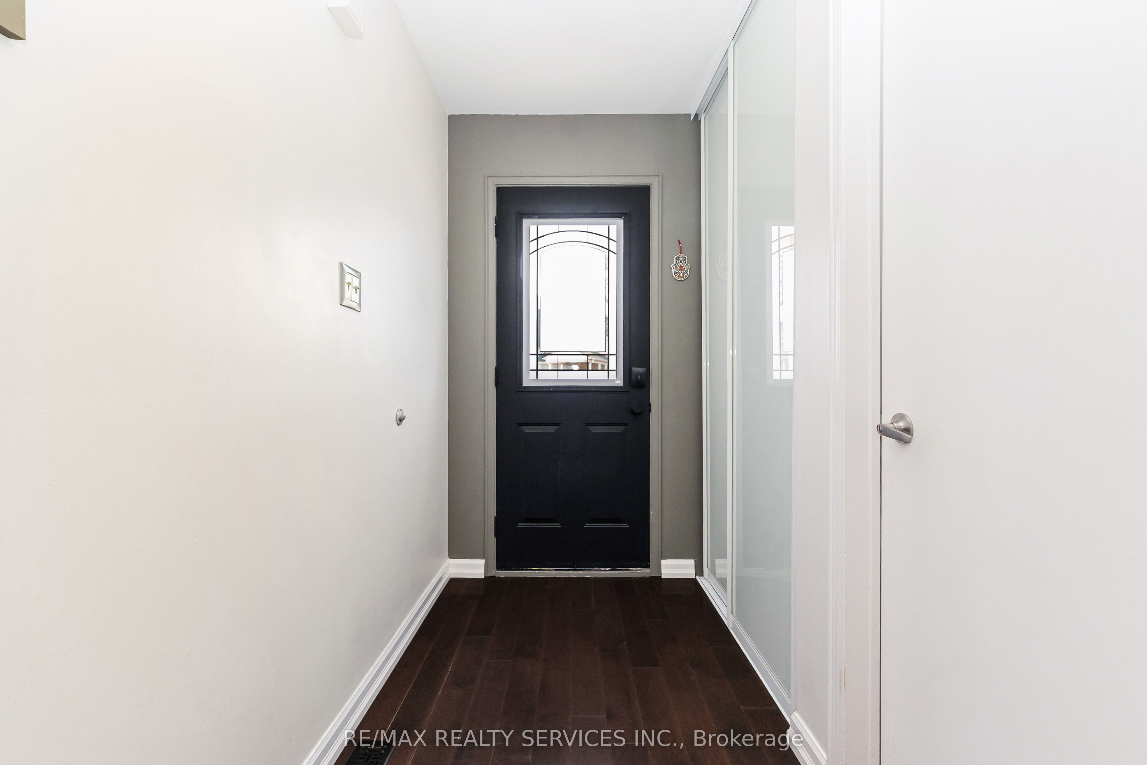 Additional image 4 of 4 Scribner Court, Brampton, ON, L6Z 2N1
