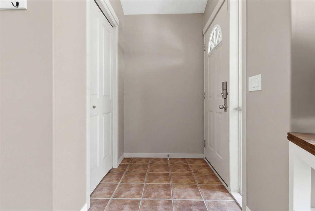 Additional image 4 of 90 Cranberry Square, Calgary, AB, T3M 1J5