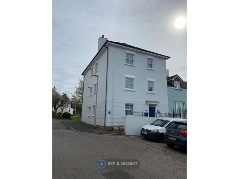 Kingfisher Way, Plymouth PL9