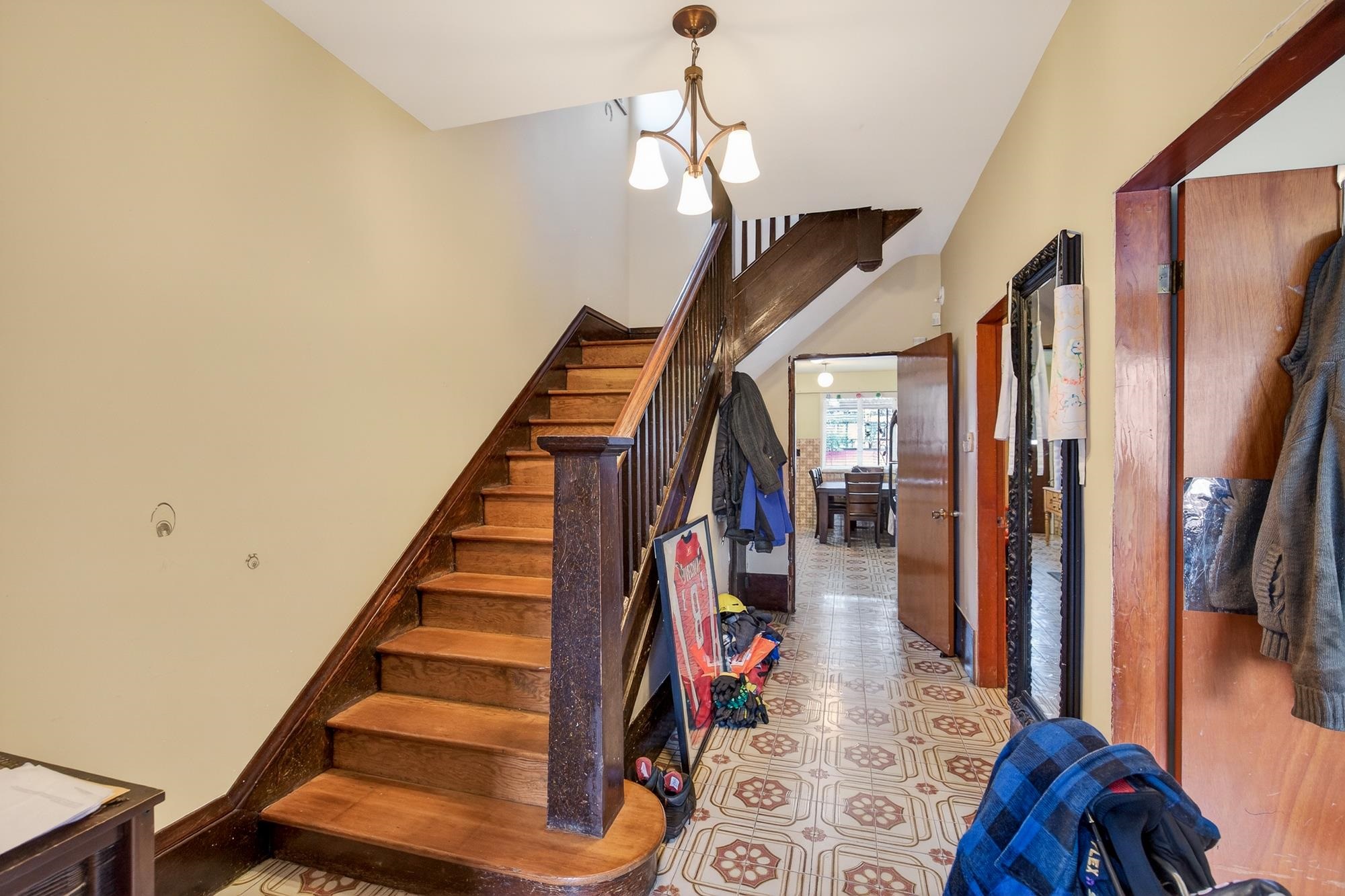 Additional image 3 of 2631 Pender Street E, Vancouver, BC, V5K 2B6