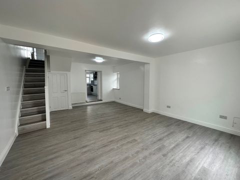 Clifton Hill, Swansea SA1