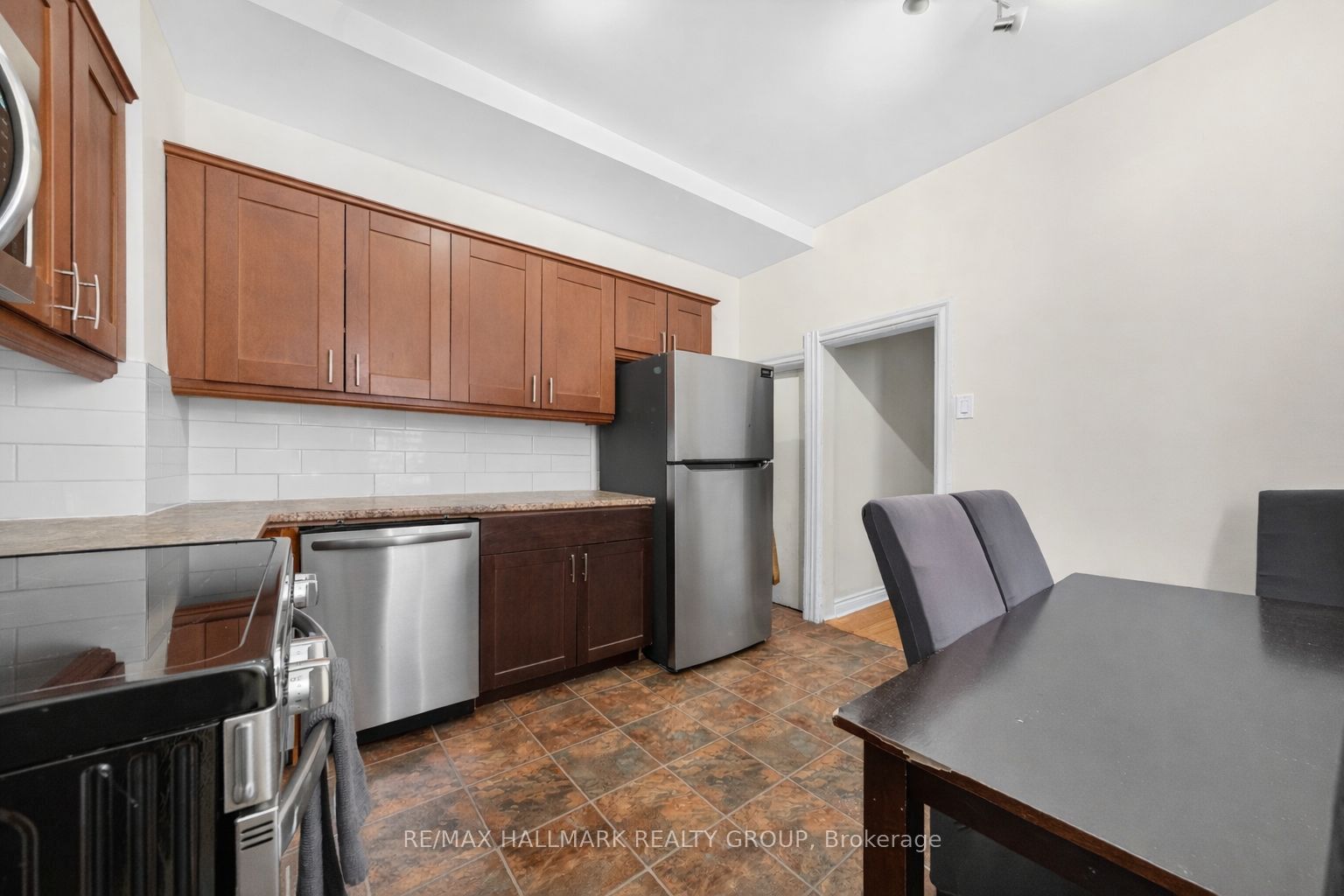Additional image 6 of 212 Arlington Avenue, Ottawa, ON, K1R 5S9
