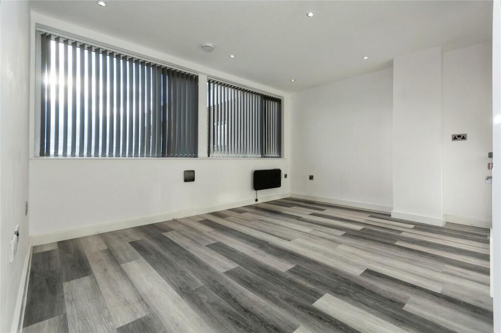Coventry Road, Sheldon, Birmingham, West Midlands, B26 photo 5