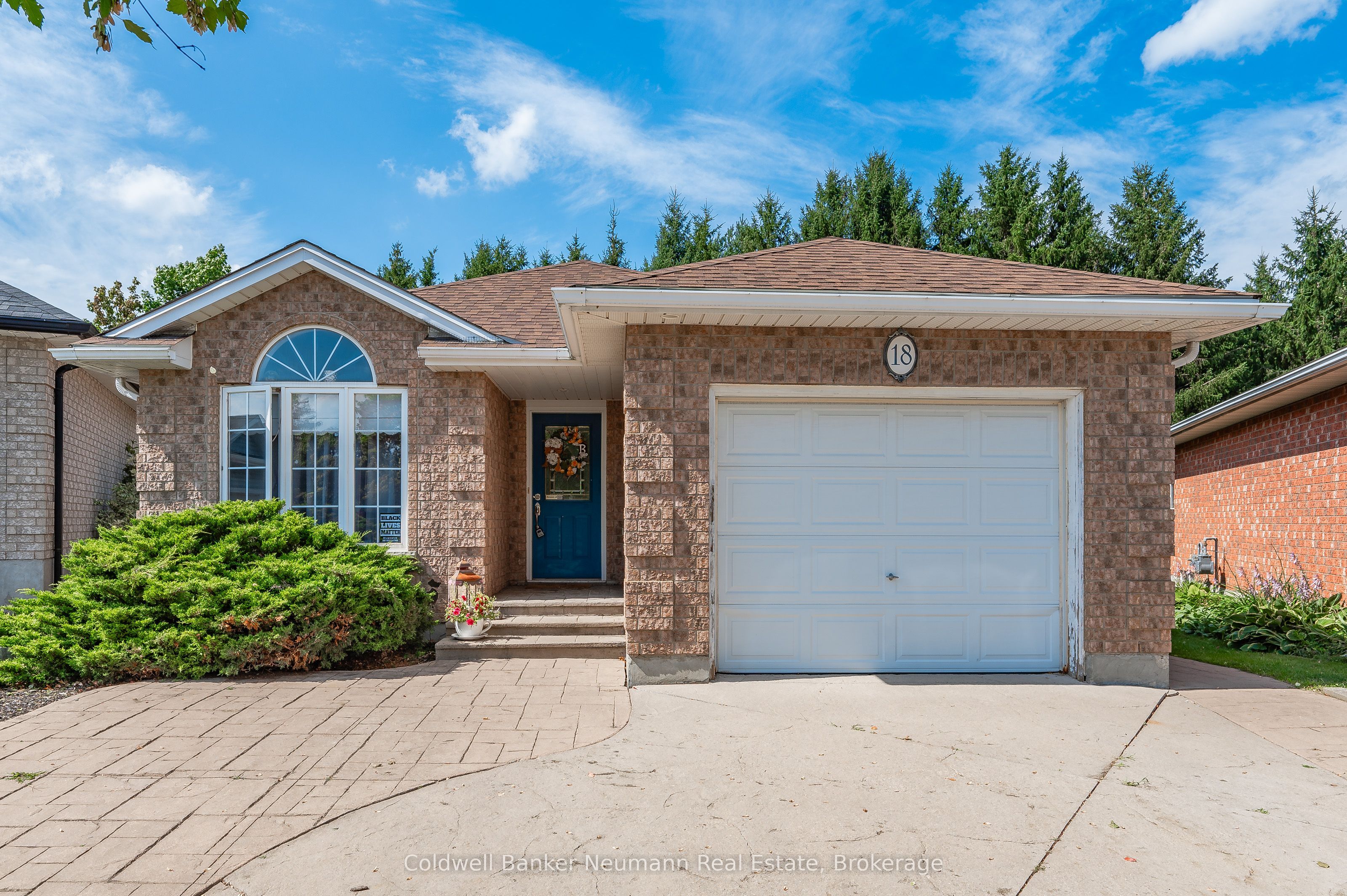 Additional image 2 of Upper-18 Whittaker Court, Guelph, ON, N1C 1G1