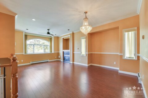 Additional image 8 of Upper House-13470 65a Avenue, Surrey, BC, V3W 1Z6
