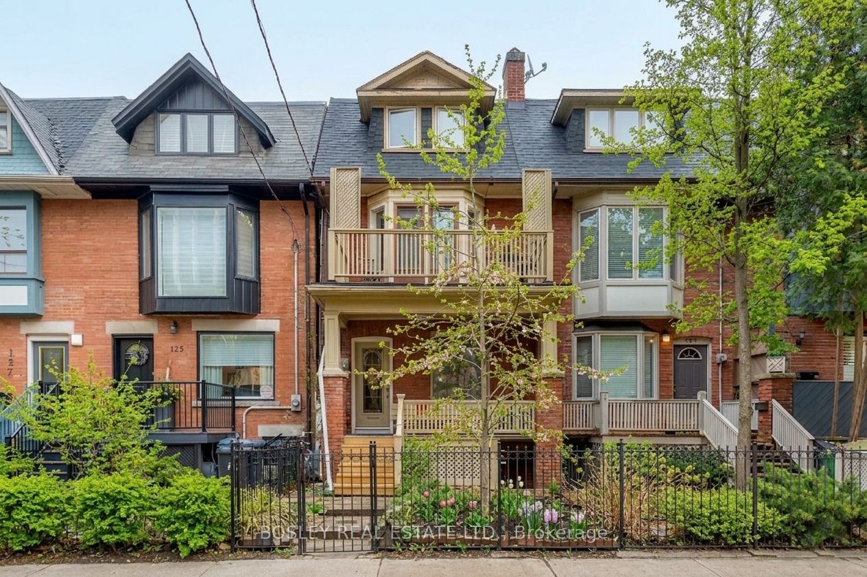 123 Seaton Street, Toronto, ON, M5A 2T2
