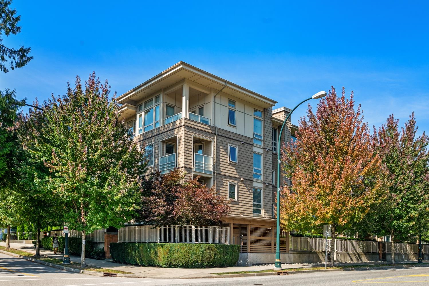 206-2665 Mountain Highway, North Vancouver, BC, V7J 0A8
