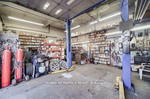 Unit A-2793 Danforth Avenue, Toronto, ON, M4C 1L9 photo 2