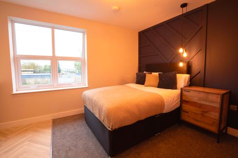 Room 3, Osmaston Road DE24, Studio to rent