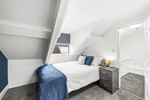 Bayswater Road, Plymouth PL1, Room to rent