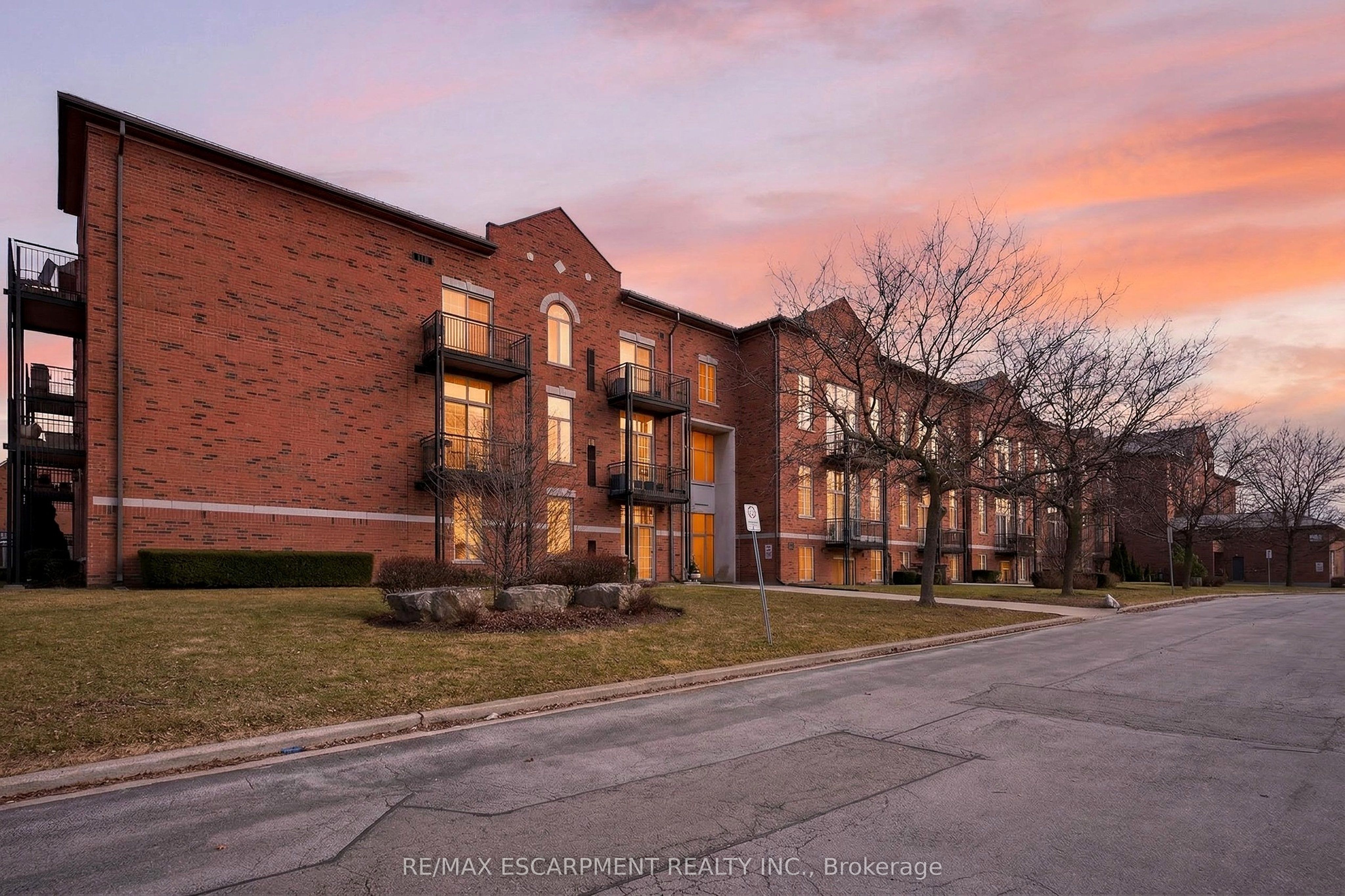 Additional image 3 of 320-262 Dundas Street E, Hamilton, ON, L8B 1A9
